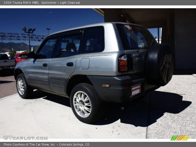 Quicksilver / Light Charcoal 2000 Toyota RAV4 4WD