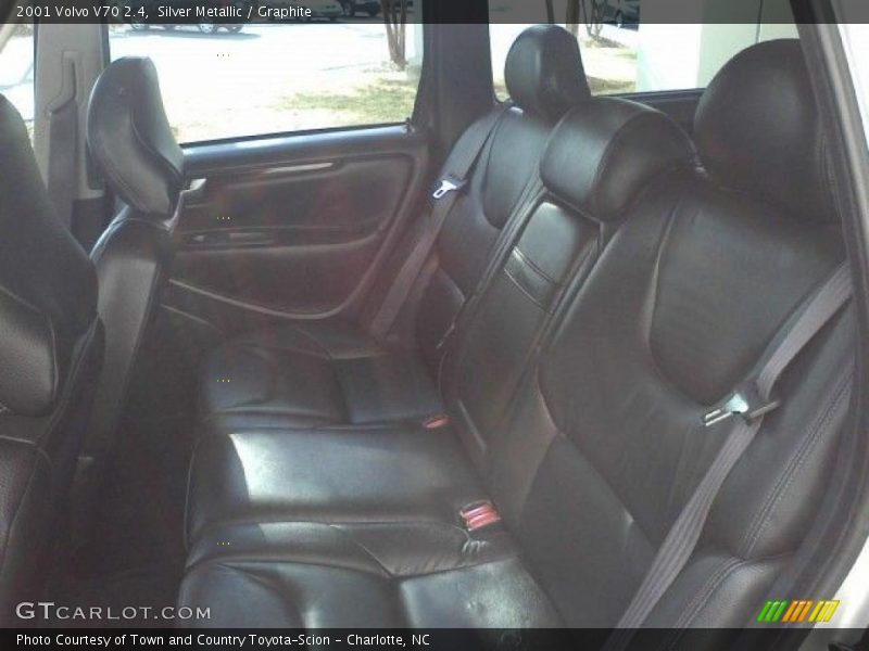 Silver Metallic / Graphite 2001 Volvo V70 2.4