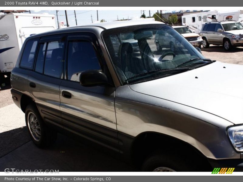 Quicksilver / Light Charcoal 2000 Toyota RAV4 4WD