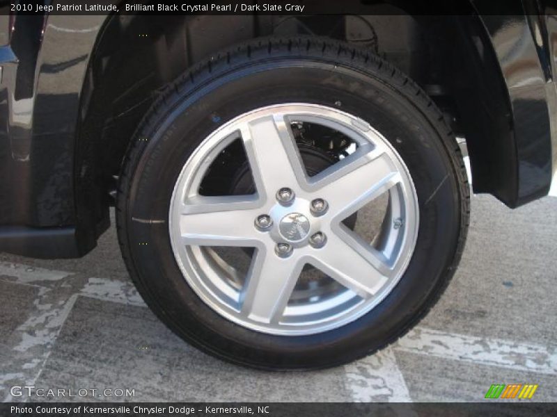 Brilliant Black Crystal Pearl / Dark Slate Gray 2010 Jeep Patriot Latitude