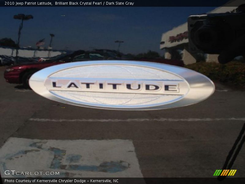 Brilliant Black Crystal Pearl / Dark Slate Gray 2010 Jeep Patriot Latitude