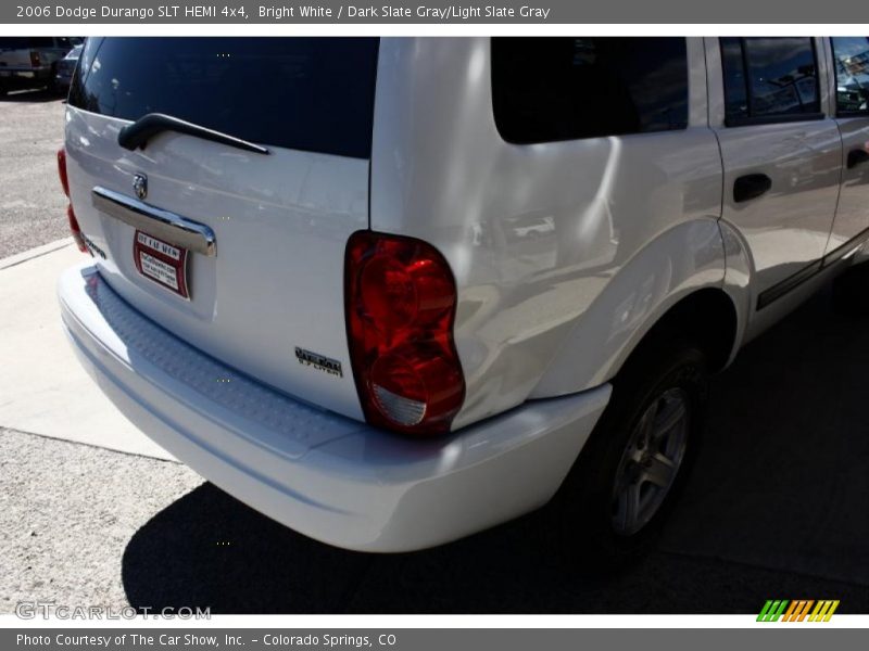 Bright White / Dark Slate Gray/Light Slate Gray 2006 Dodge Durango SLT HEMI 4x4