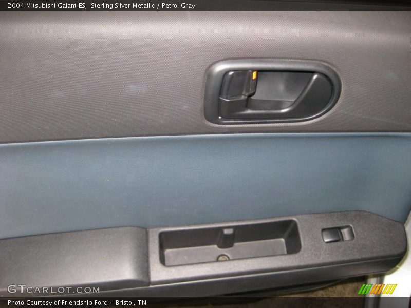 Sterling Silver Metallic / Petrol Gray 2004 Mitsubishi Galant ES