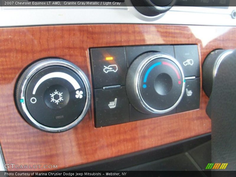 Granite Gray Metallic / Light Gray 2007 Chevrolet Equinox LT AWD