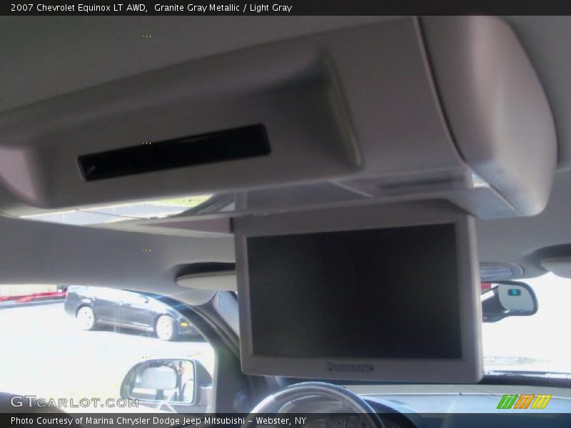 Granite Gray Metallic / Light Gray 2007 Chevrolet Equinox LT AWD