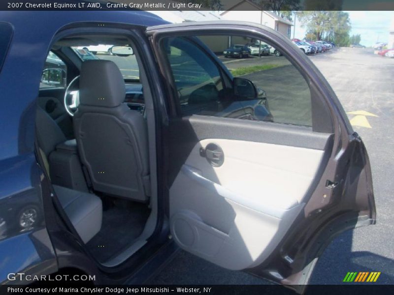 Granite Gray Metallic / Light Gray 2007 Chevrolet Equinox LT AWD