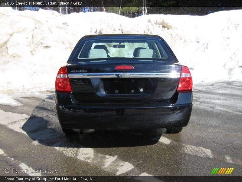 Black / Gray 2005 Chevrolet Malibu Sedan