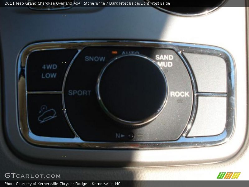 Stone White / Dark Frost Beige/Light Frost Beige 2011 Jeep Grand Cherokee Overland 4x4