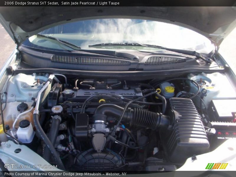 Satin Jade Pearlcoat / Light Taupe 2006 Dodge Stratus SXT Sedan