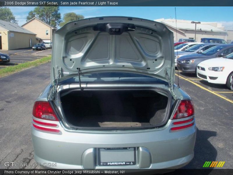 Satin Jade Pearlcoat / Light Taupe 2006 Dodge Stratus SXT Sedan