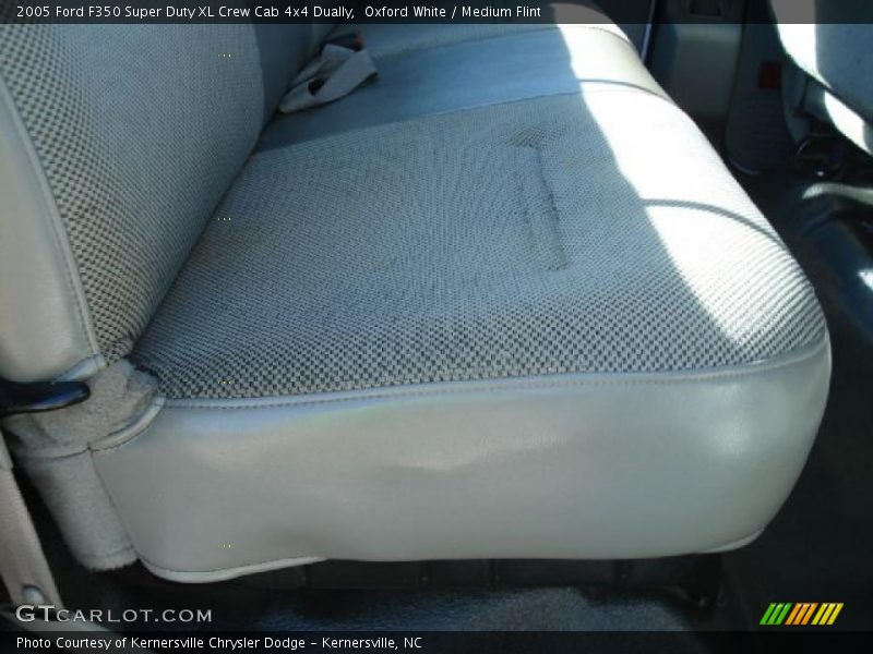 Oxford White / Medium Flint 2005 Ford F350 Super Duty XL Crew Cab 4x4 Dually