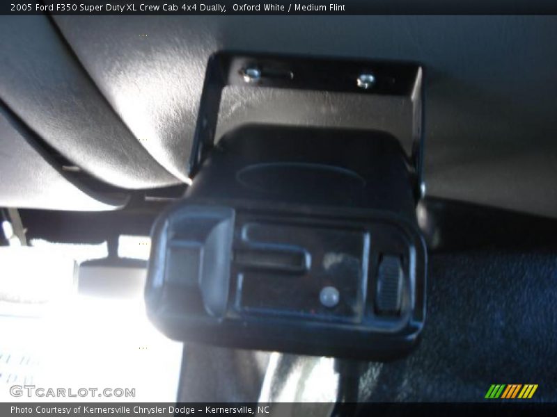 Oxford White / Medium Flint 2005 Ford F350 Super Duty XL Crew Cab 4x4 Dually