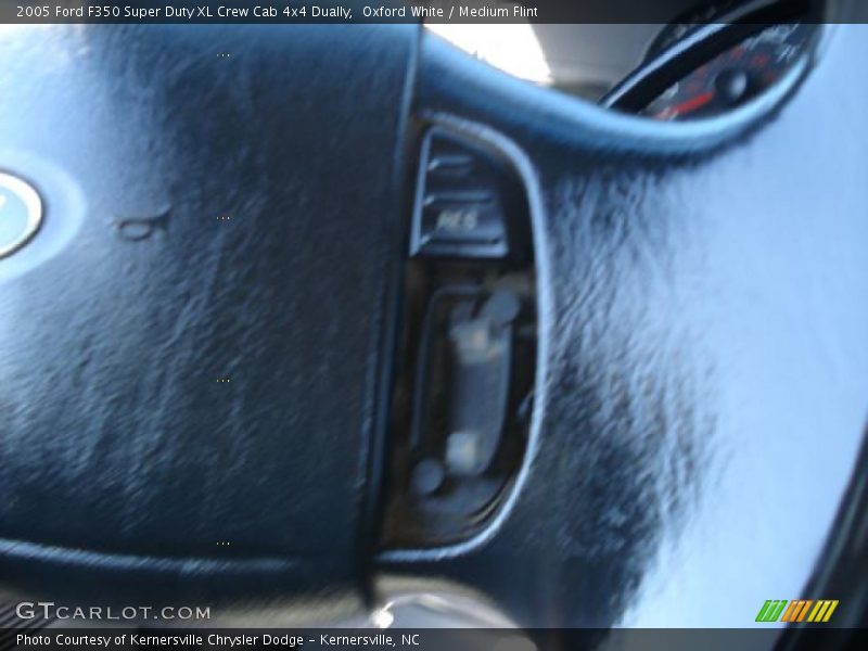 Oxford White / Medium Flint 2005 Ford F350 Super Duty XL Crew Cab 4x4 Dually