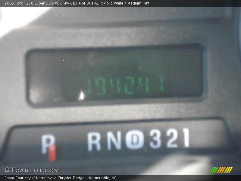 Oxford White / Medium Flint 2005 Ford F350 Super Duty XL Crew Cab 4x4 Dually
