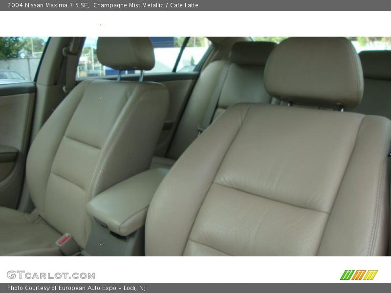 Champagne Mist Metallic / Cafe Latte 2004 Nissan Maxima 3.5 SE