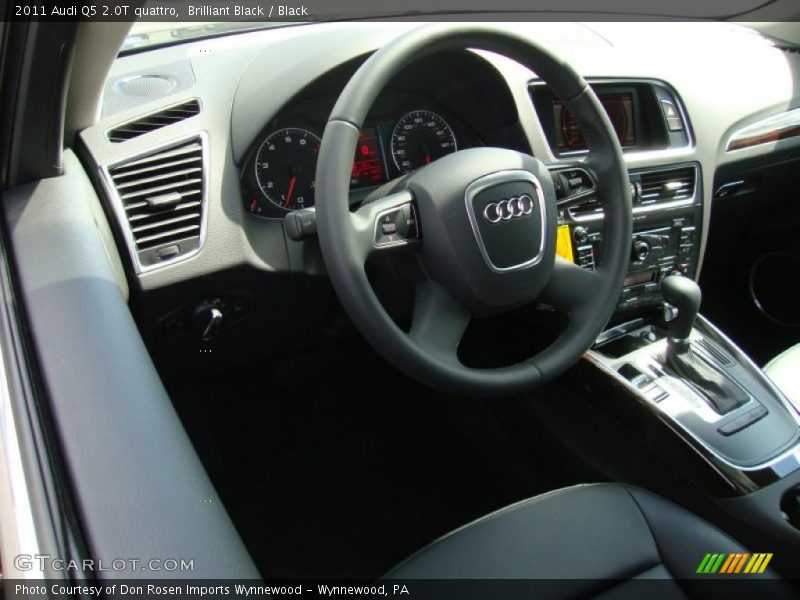 Brilliant Black / Black 2011 Audi Q5 2.0T quattro
