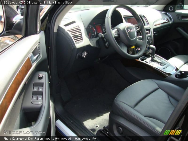 Brilliant Black / Black 2011 Audi Q5 2.0T quattro
