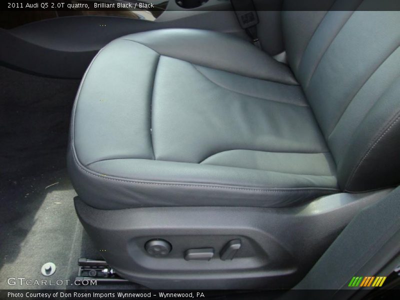 Brilliant Black / Black 2011 Audi Q5 2.0T quattro