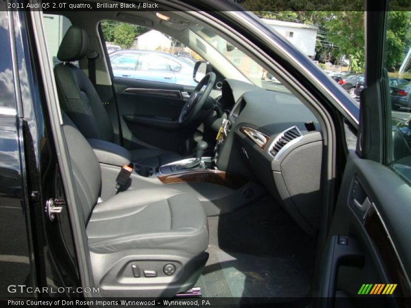 Brilliant Black / Black 2011 Audi Q5 2.0T quattro