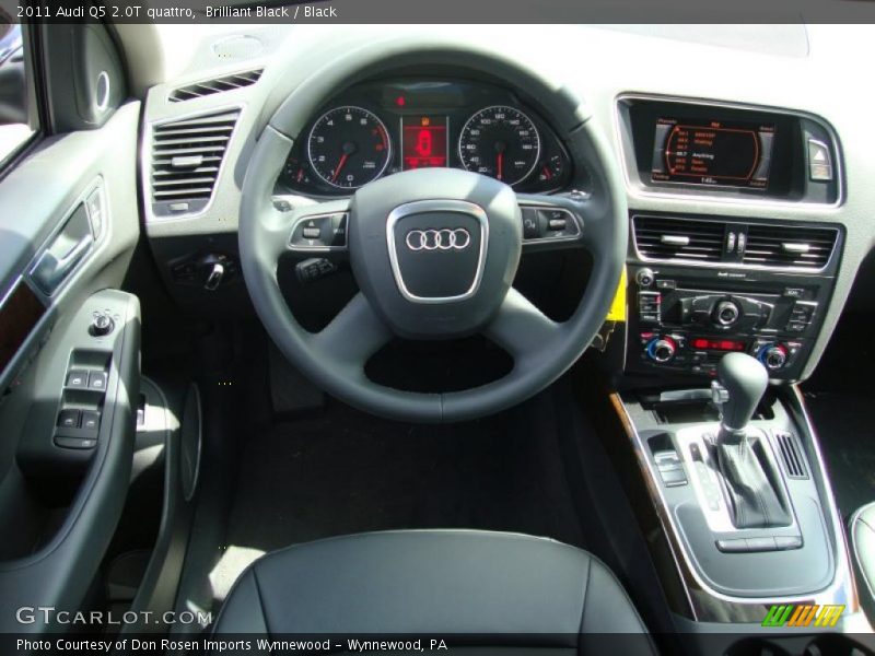 Brilliant Black / Black 2011 Audi Q5 2.0T quattro