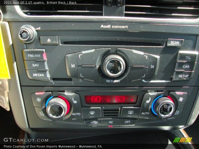 Brilliant Black / Black 2011 Audi Q5 2.0T quattro