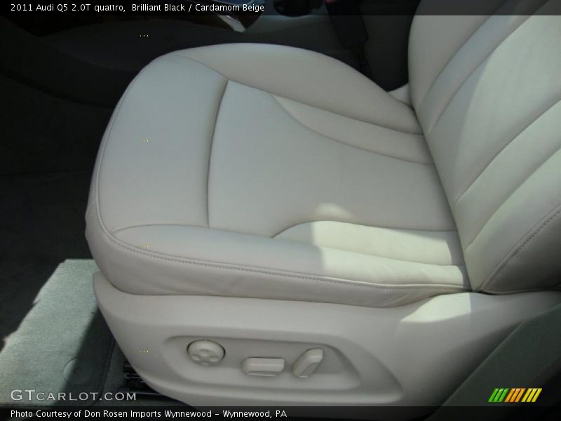 Brilliant Black / Cardamom Beige 2011 Audi Q5 2.0T quattro