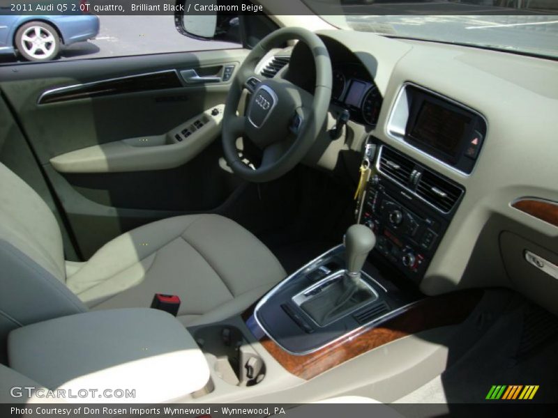 Brilliant Black / Cardamom Beige 2011 Audi Q5 2.0T quattro