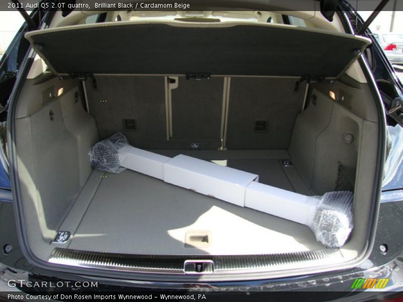 Brilliant Black / Cardamom Beige 2011 Audi Q5 2.0T quattro