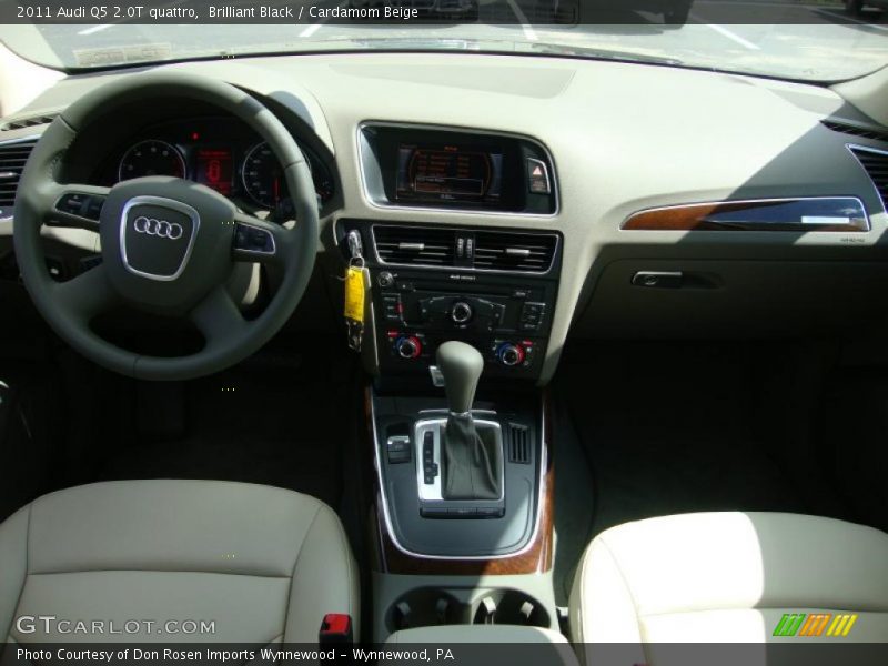 Brilliant Black / Cardamom Beige 2011 Audi Q5 2.0T quattro