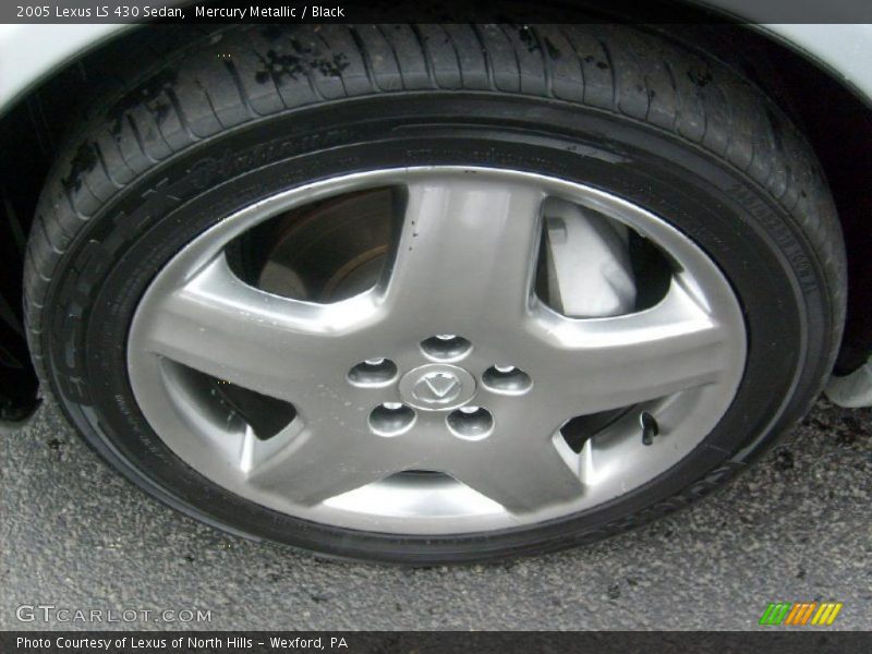 Mercury Metallic / Black 2005 Lexus LS 430 Sedan