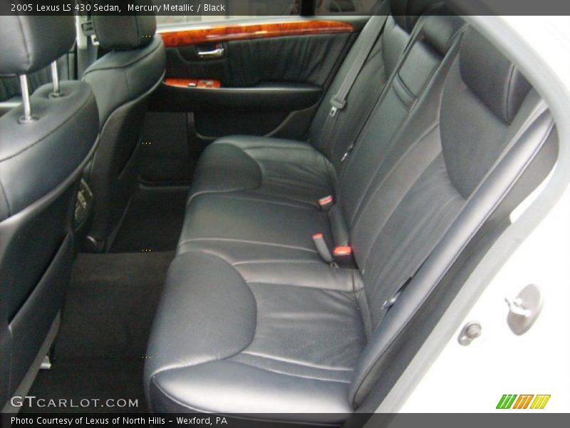 Mercury Metallic / Black 2005 Lexus LS 430 Sedan
