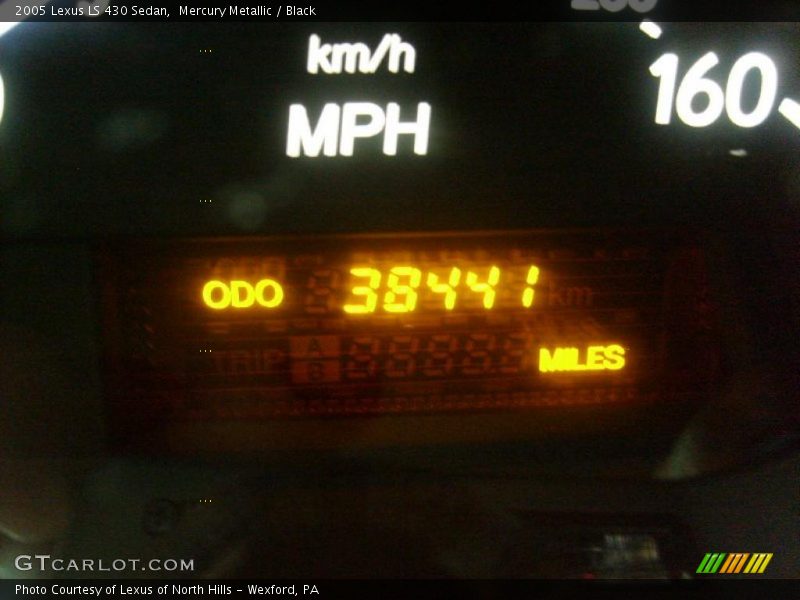 Mercury Metallic / Black 2005 Lexus LS 430 Sedan