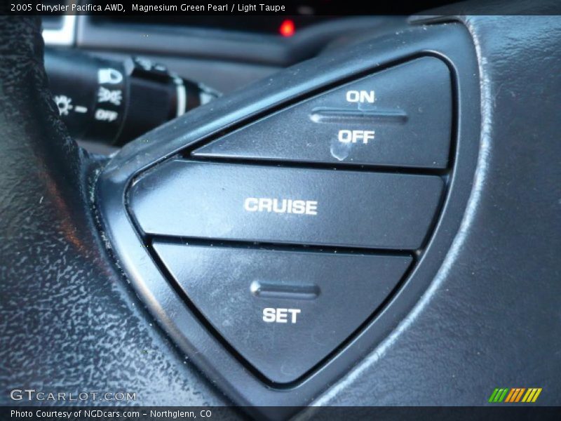 Magnesium Green Pearl / Light Taupe 2005 Chrysler Pacifica AWD