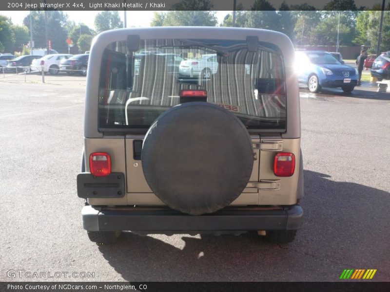 Light Khaki Metallic / Khaki 2004 Jeep Wrangler X 4x4