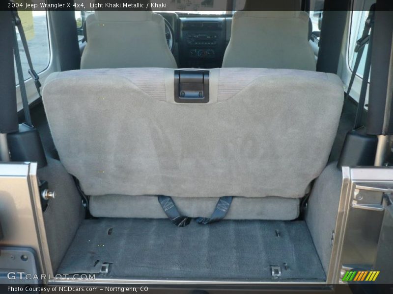 Light Khaki Metallic / Khaki 2004 Jeep Wrangler X 4x4