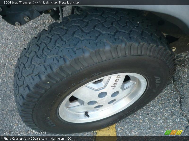 Light Khaki Metallic / Khaki 2004 Jeep Wrangler X 4x4