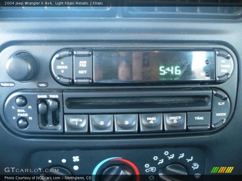 Light Khaki Metallic / Khaki 2004 Jeep Wrangler X 4x4