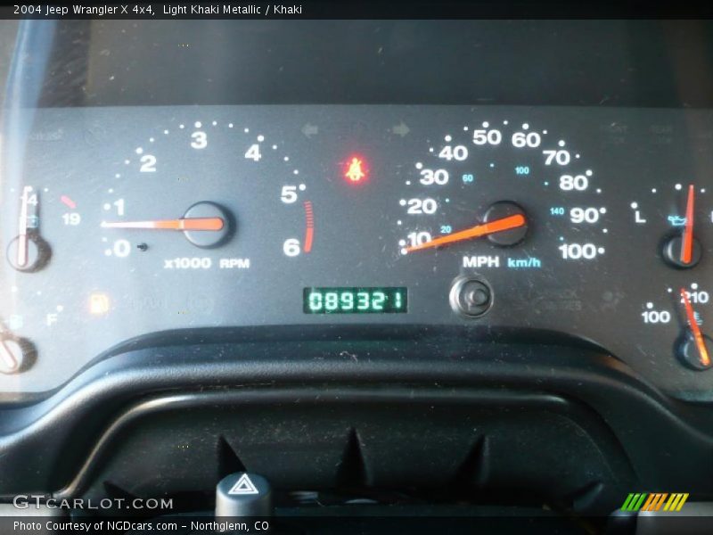 Light Khaki Metallic / Khaki 2004 Jeep Wrangler X 4x4