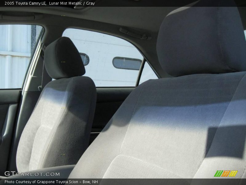Lunar Mist Metallic / Gray 2005 Toyota Camry LE
