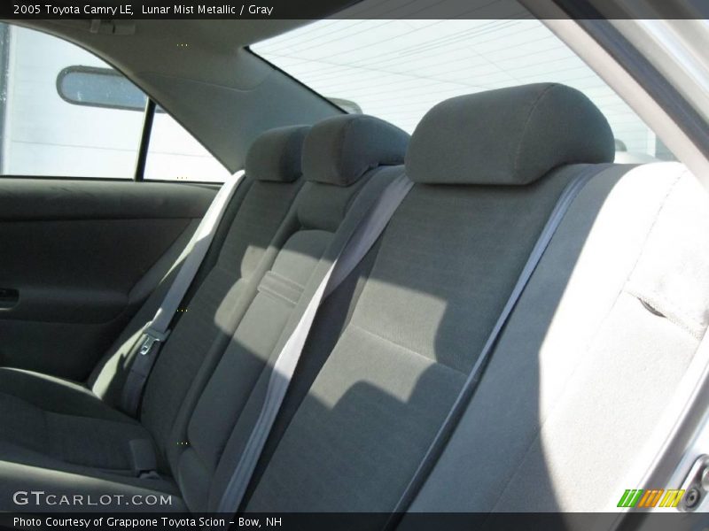 Lunar Mist Metallic / Gray 2005 Toyota Camry LE