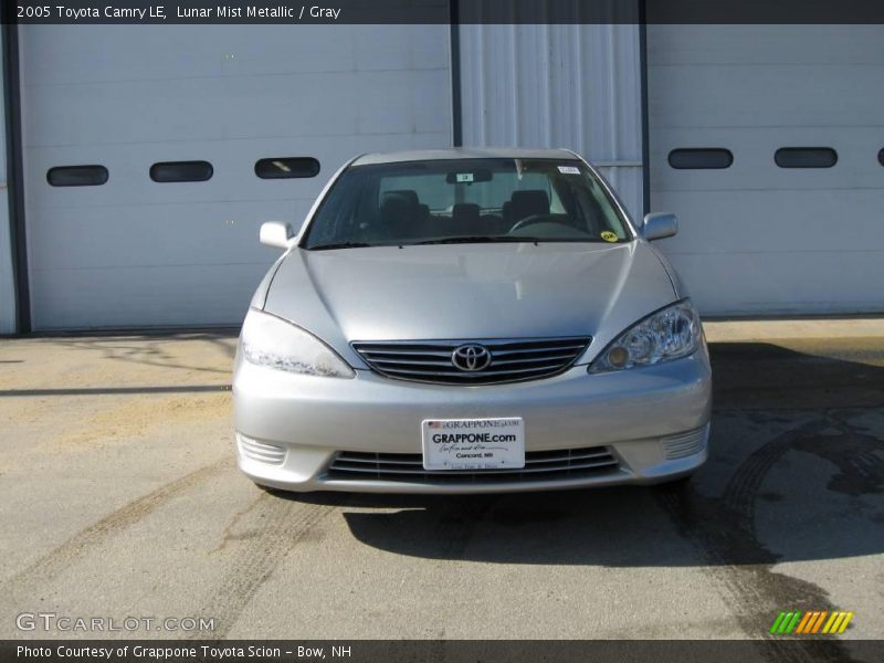 Lunar Mist Metallic / Gray 2005 Toyota Camry LE