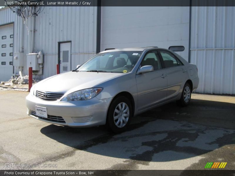 Lunar Mist Metallic / Gray 2005 Toyota Camry LE