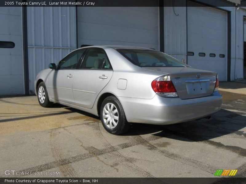 Lunar Mist Metallic / Gray 2005 Toyota Camry LE