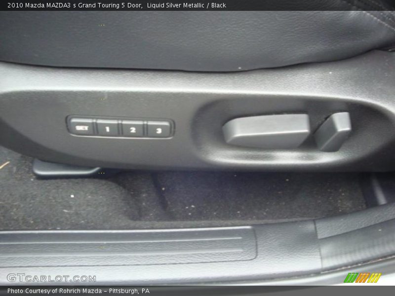 Liquid Silver Metallic / Black 2010 Mazda MAZDA3 s Grand Touring 5 Door