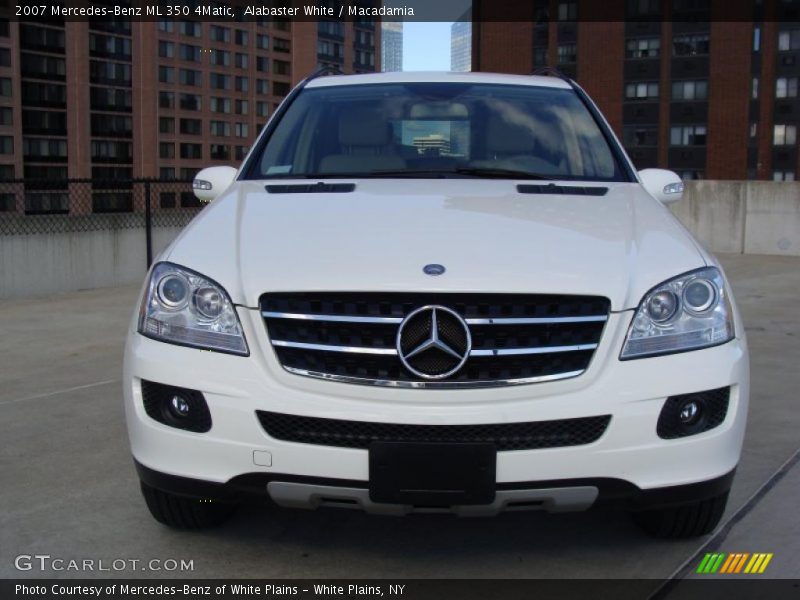 Alabaster White / Macadamia 2007 Mercedes-Benz ML 350 4Matic