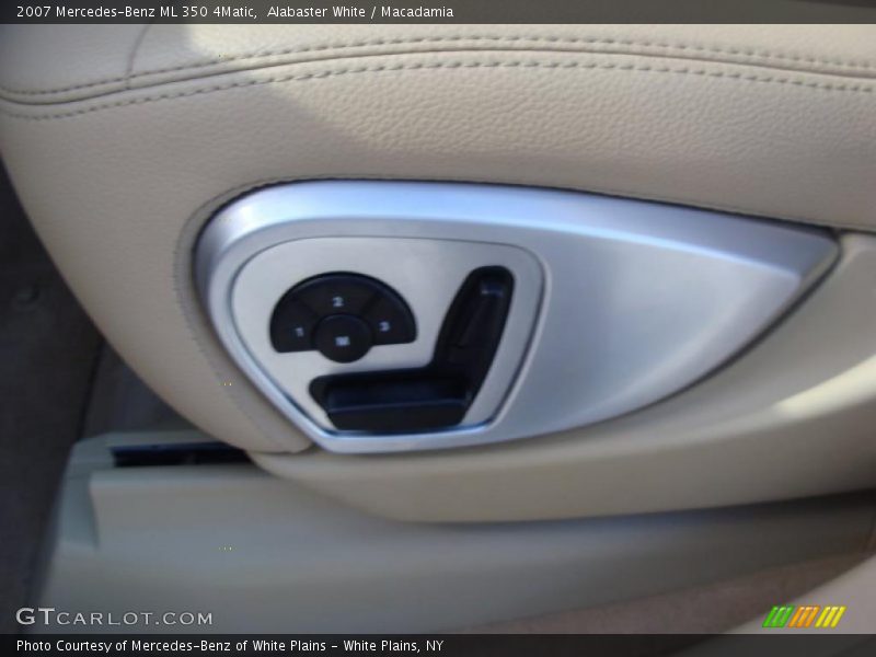 Alabaster White / Macadamia 2007 Mercedes-Benz ML 350 4Matic
