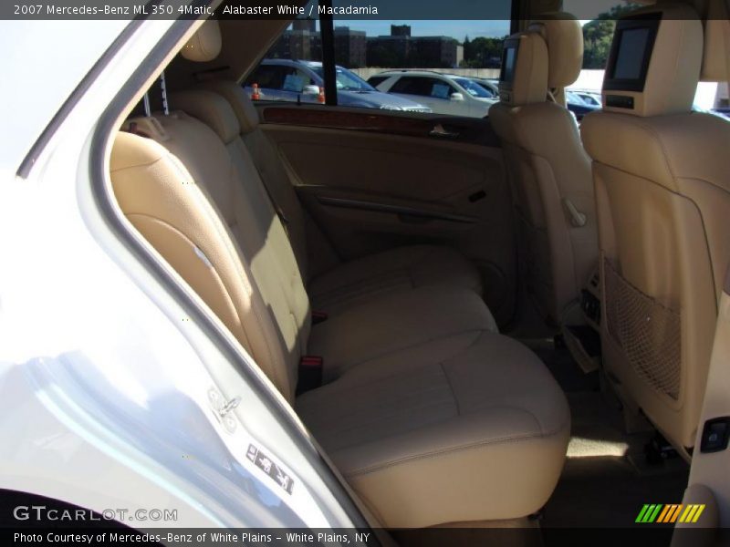 Alabaster White / Macadamia 2007 Mercedes-Benz ML 350 4Matic