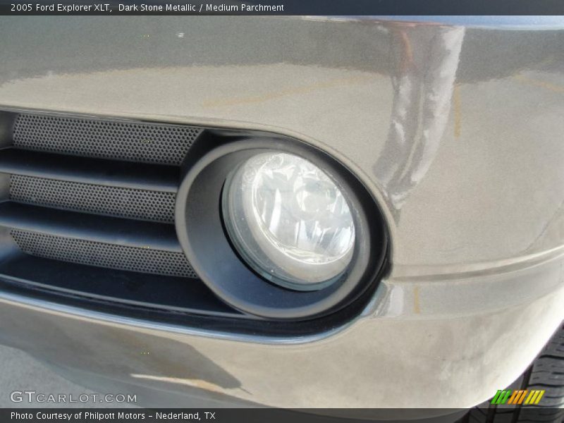 Dark Stone Metallic / Medium Parchment 2005 Ford Explorer XLT
