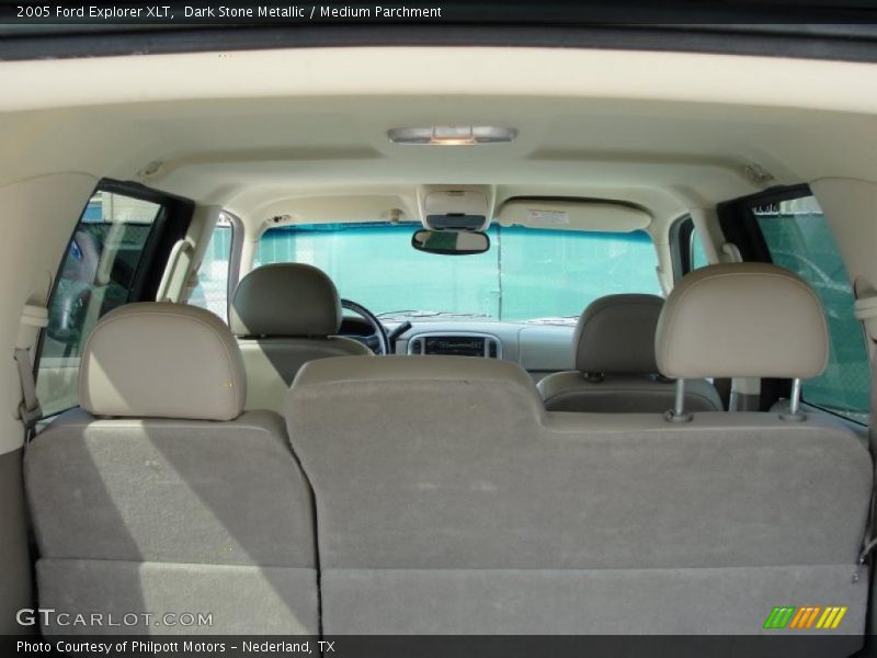 Dark Stone Metallic / Medium Parchment 2005 Ford Explorer XLT