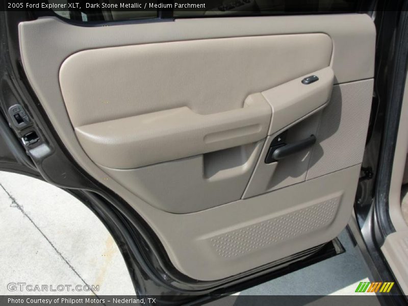 Dark Stone Metallic / Medium Parchment 2005 Ford Explorer XLT